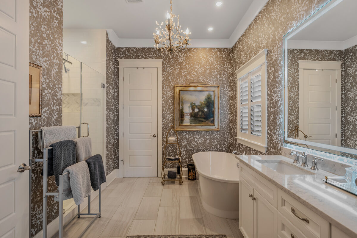 Primary bath